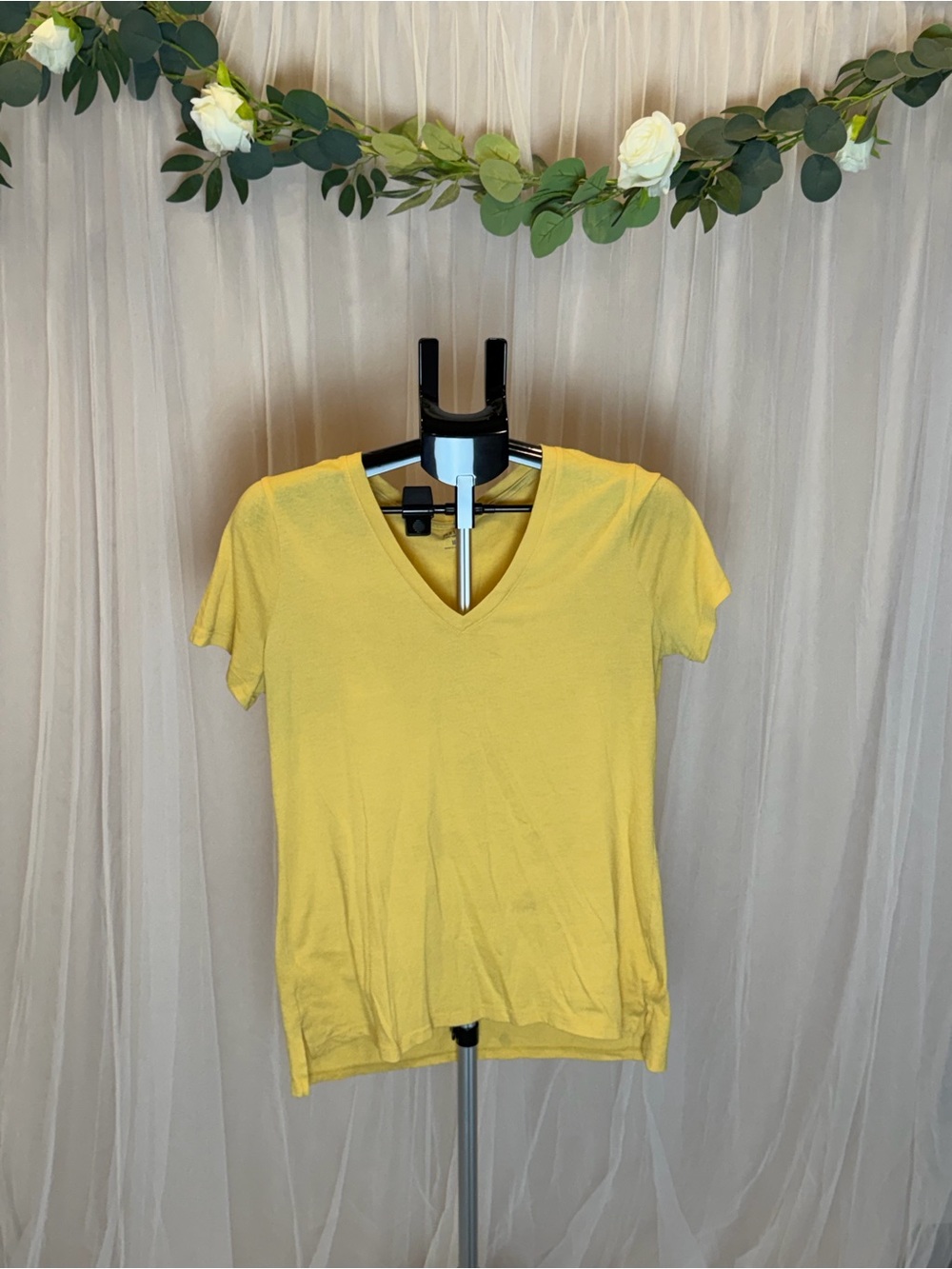 A.N.A New Approach Yellow V-Neck Tee Medium